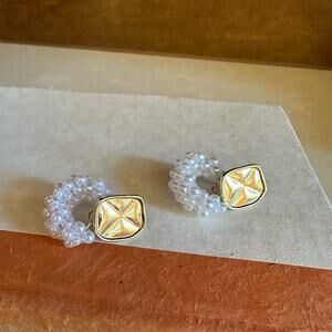 Gold and White Beaded Pearl Earring- Vintage bohemian chic minimalist modern